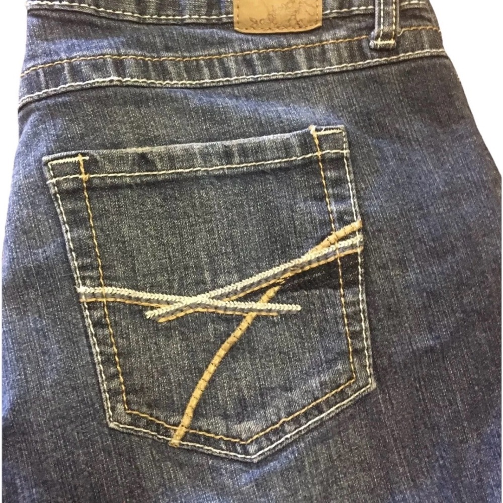 Red Camel  ~ Women’s ~  Blue  ~ Jeans ~ Size 11 ~ Distressed ~ Juniors